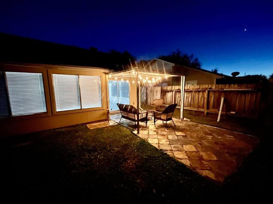 3 Bedroom Entire Home - Centrally Located In Katy, Texas Bagian luar foto